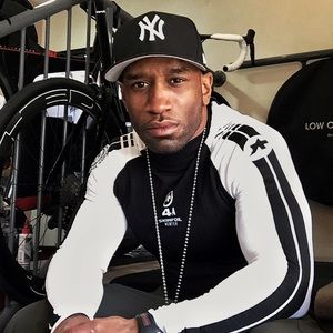 Meet your Posher, Charles